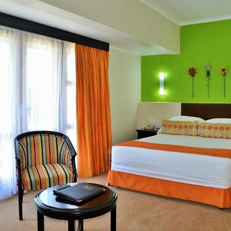 Protea Hotel Winkler Уайт Ривър Екстериор снимка